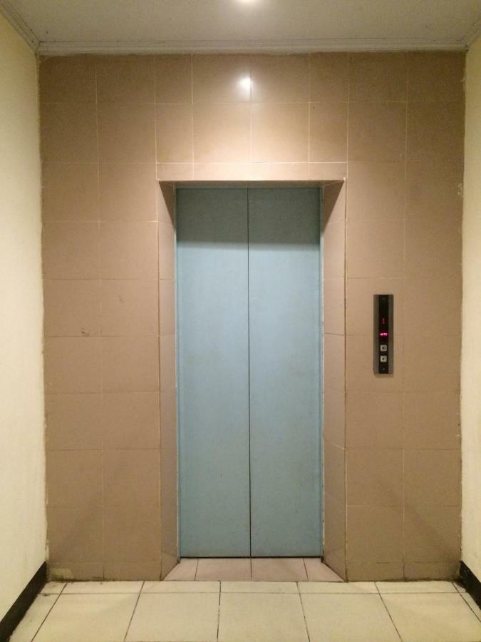 Reddoorz Syariah At Grand Taufiq Tarakan Ngoại thất bức ảnh